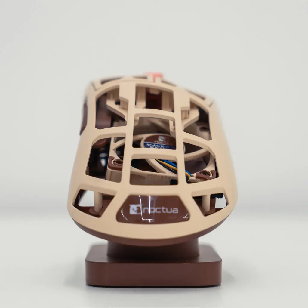 Addio Mani Sudate! Il Mouse Gaming con Ventola Interna Cambia le Regole del Gioco