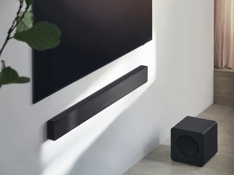 Samsung HW-QS700F: La Recensione Completa della Soundbar che Ridefinisce l'Audio Domestico