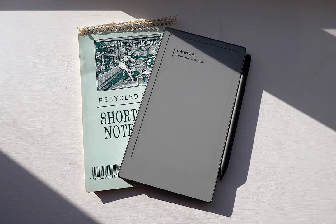 ReMarkable Paper Pro Move: Il Taccuino Digitale E-Ink Diventa Tascabile