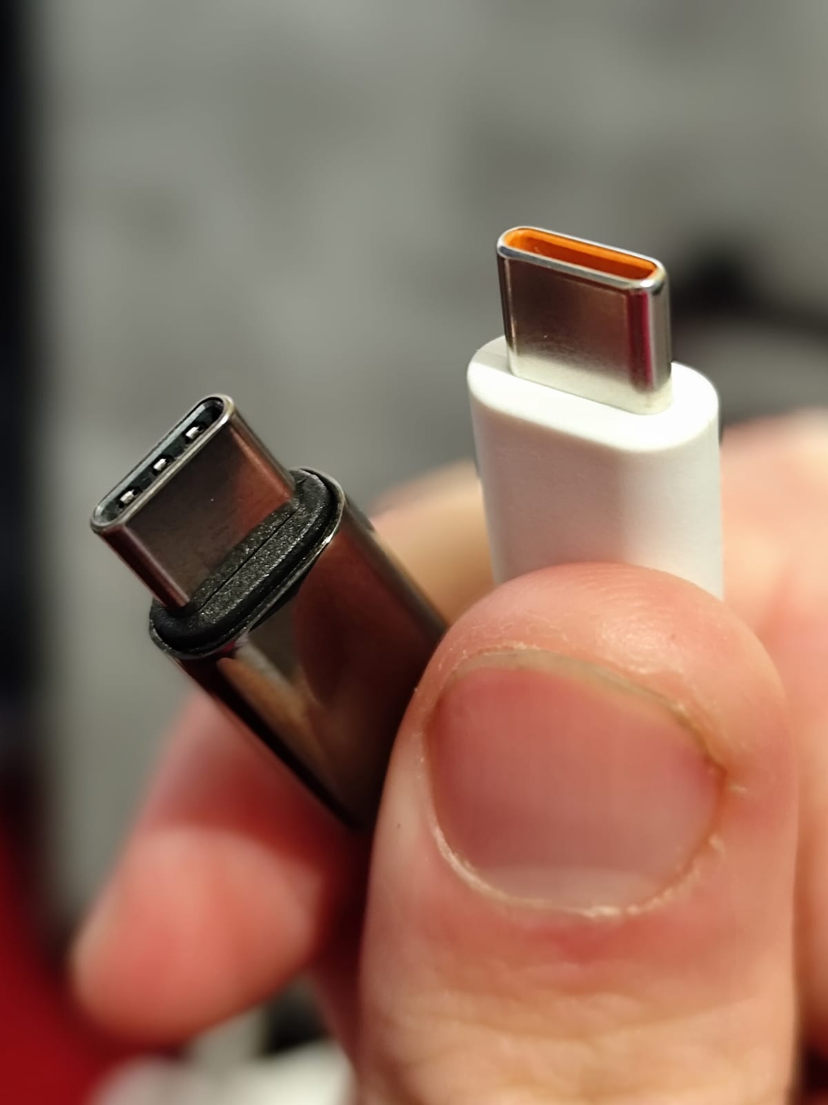 Chiavette USB-C vs USB-A: Quale Scegliere? Guida Completa 2025