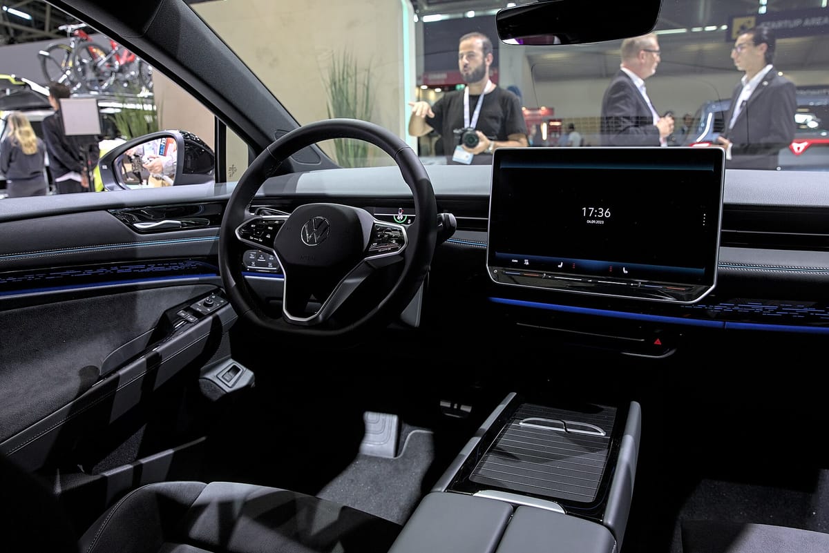 Volkswagen ID.7: la berlina elettrica che stabilisce nuovi record di efficienza