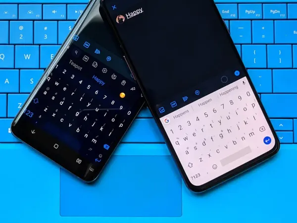 Tastiera Android visualizzata su uno smartphone