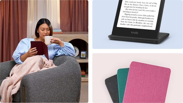 Kindle Paperwhite nero mostrato in una scena di lettura domestica