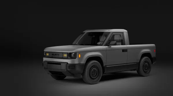 Pick-up Slate grigio con cassone aperto, visto di tre quarti
